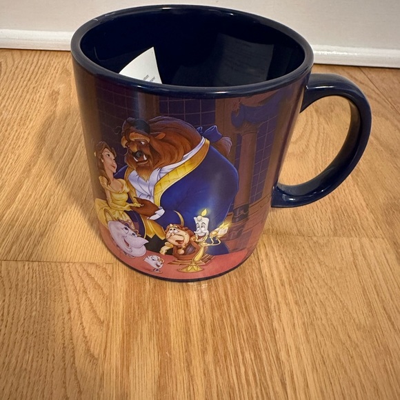 Nwt Disney’s Beauty and the Beast Musical Mug that Plays the song “Be Our Guest” - Picture 7 of 11